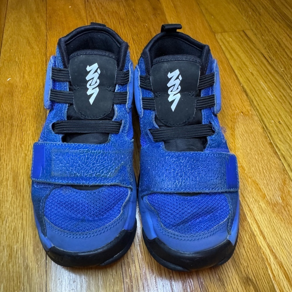 Jordan Zion Kids Sneakers Size 12.5